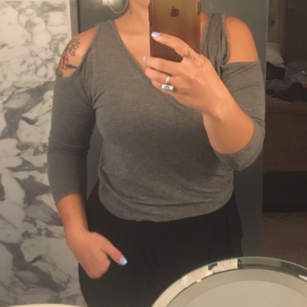 Express Cold Shoulder Top
